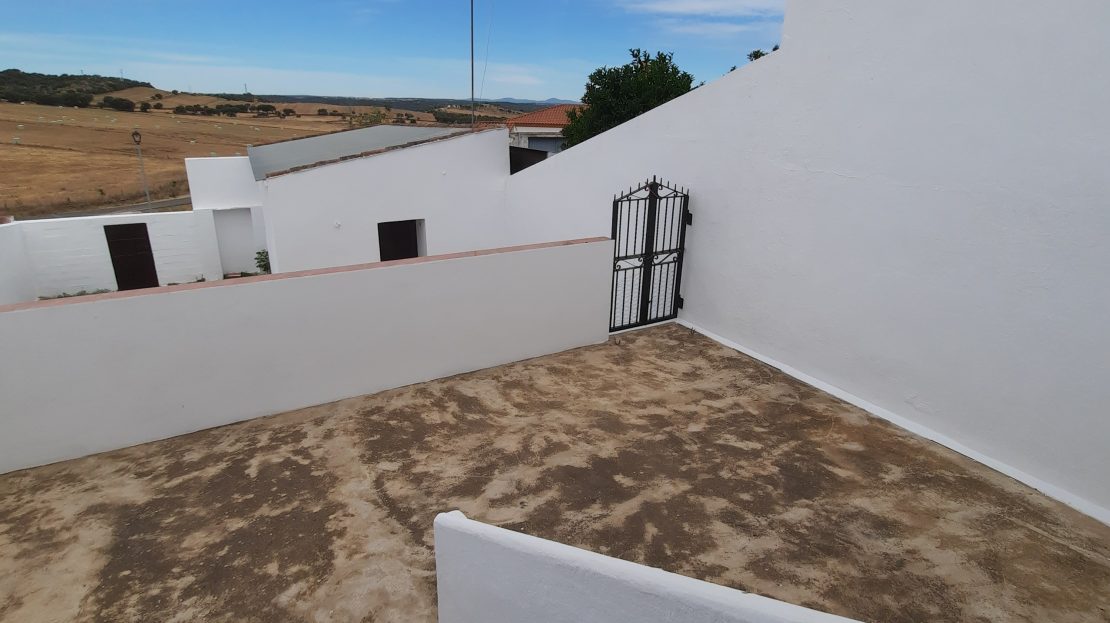 Casa de campo en Cheles, Badajoz