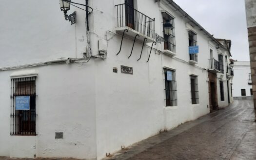 Gran casa de pueblo centeneria en Fregenal de la sierra en badajoz