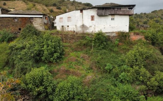 Casa de pueblo duplex en Vilanuíde, Quiroga, Lugo