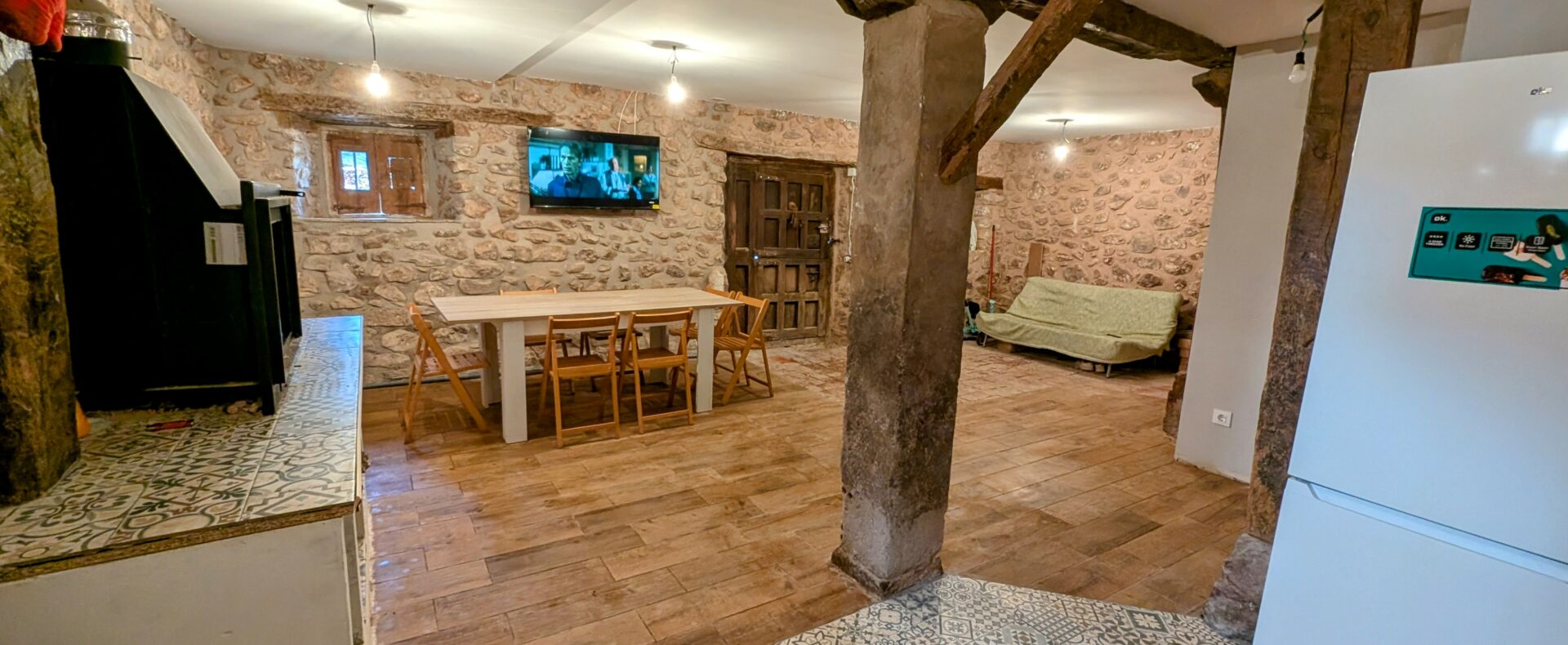 Casa de pueblo Reformada en El Rasillo de Cameros, la Rioja: Perfecta para Vivir o Emprender un Negocio