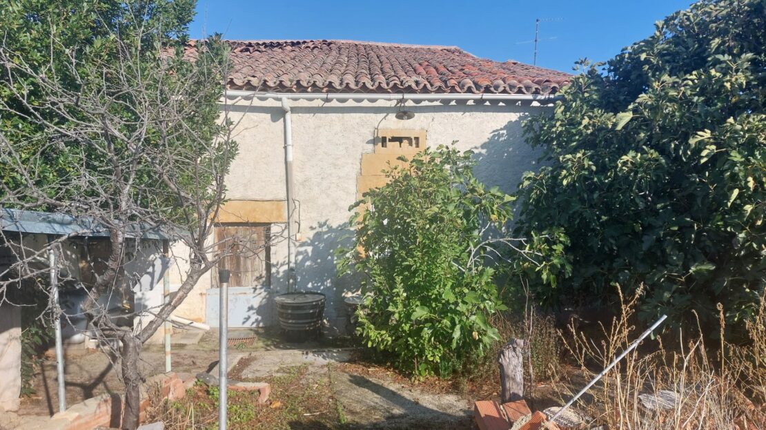 Casa de Pueblo para Reformar en Casaseca de las Chanas