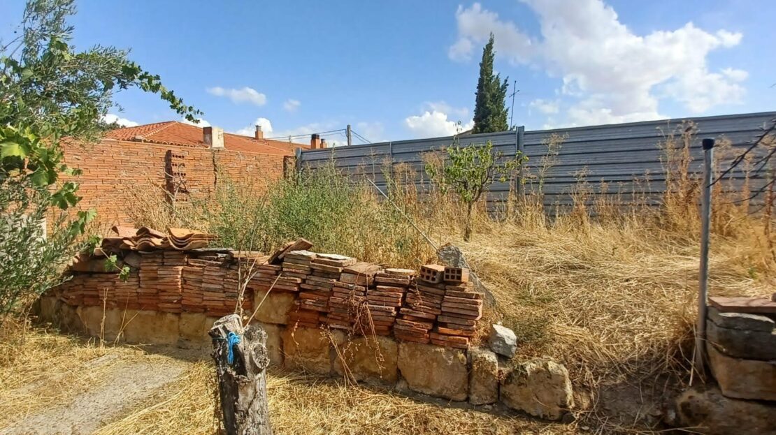 Casa de Pueblo para Reformar en Casaseca de las Chanas